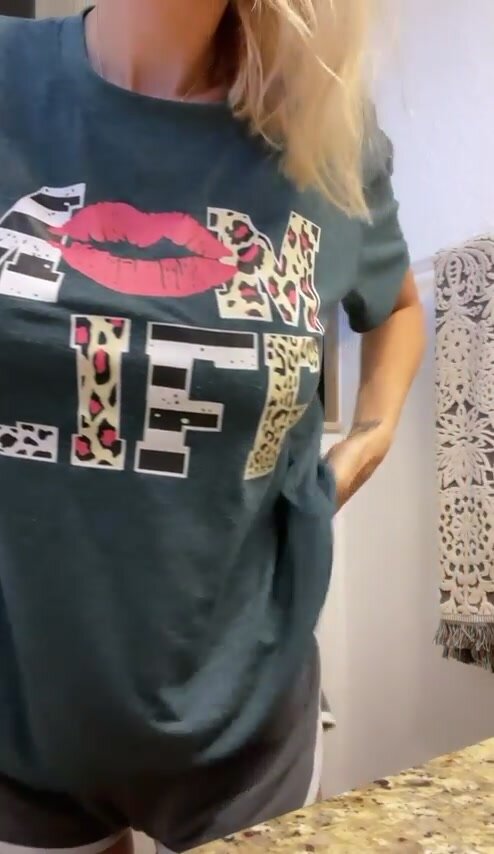 Sooo you fuck moms..