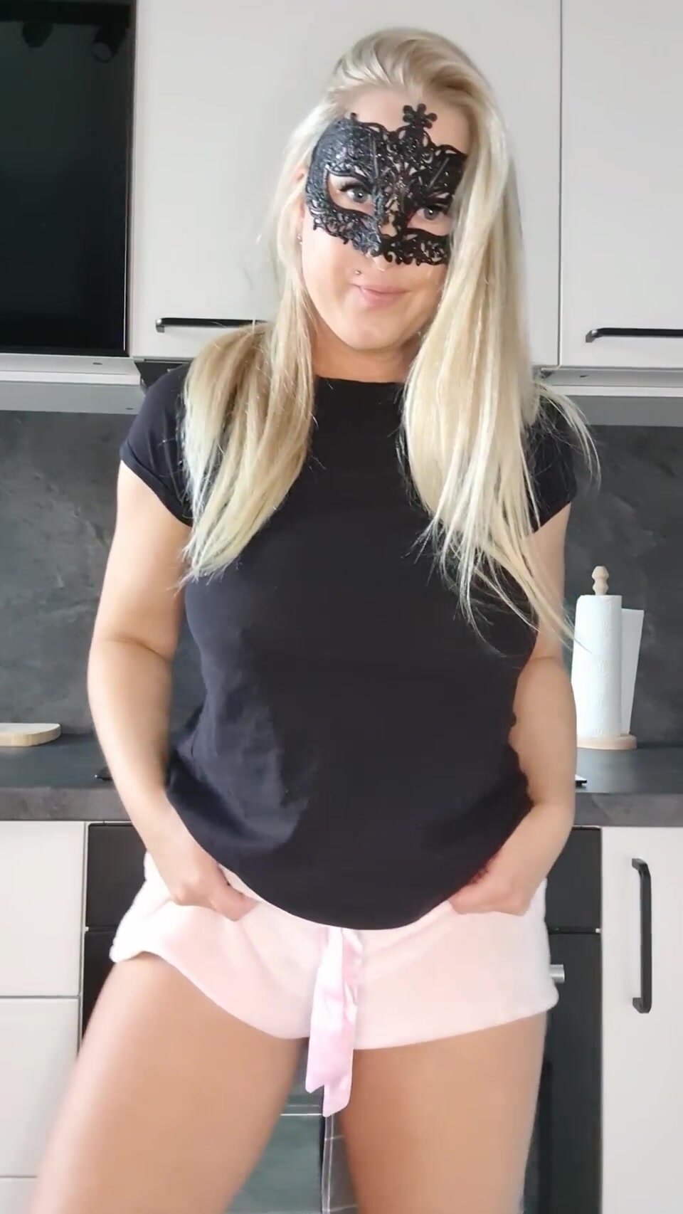 Would you like to be my little secret, 36F Married Milf?