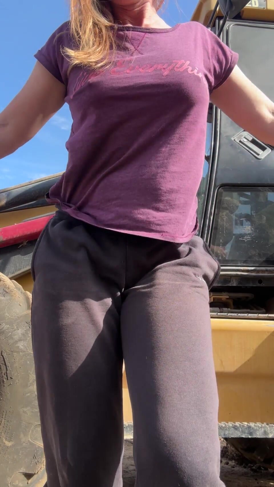 You can have milf pussy for lunch today