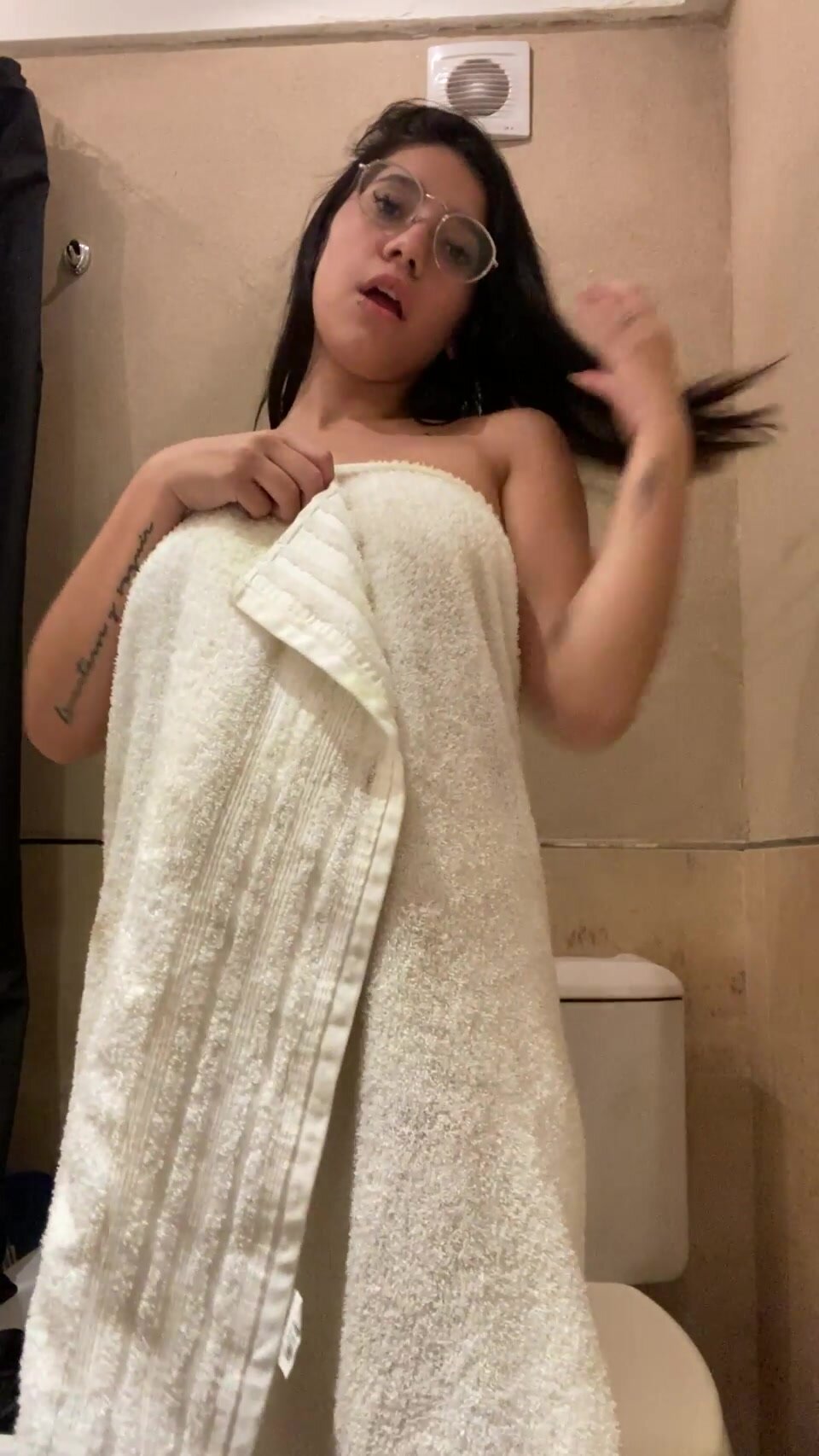 Latinas do everything better