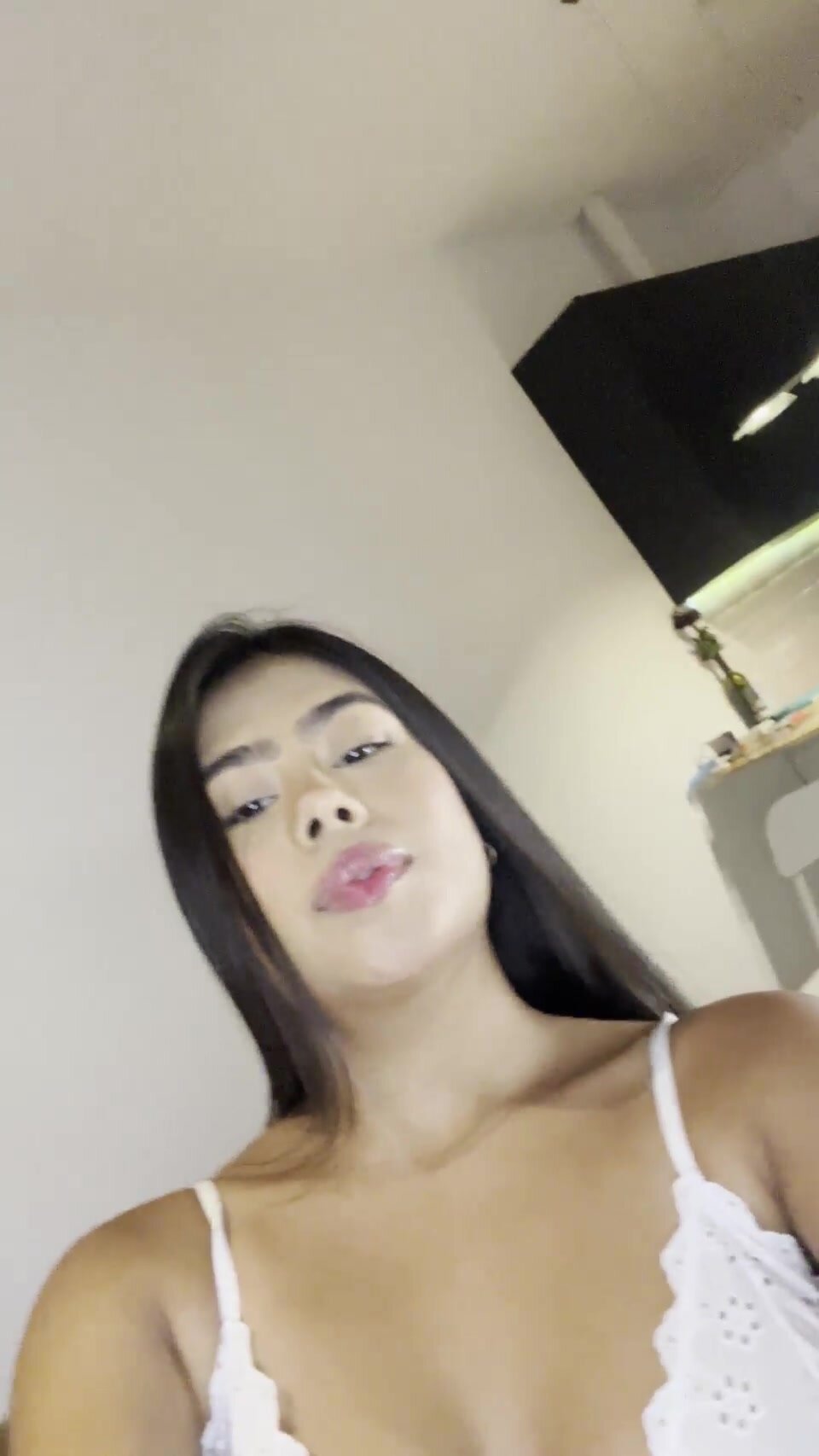 Describe my Asian-Latina body in one word