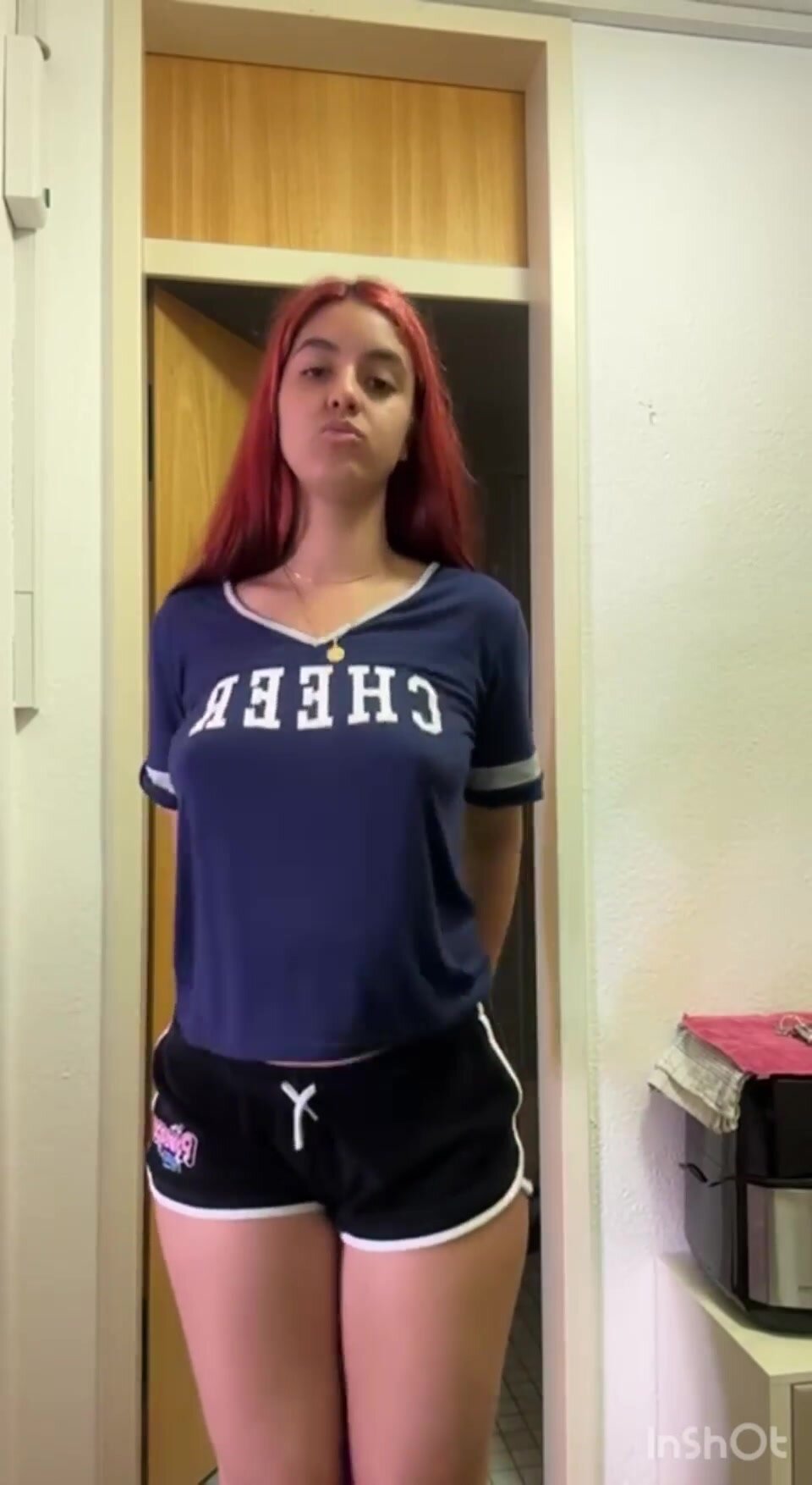 is my bounce better with or without top?