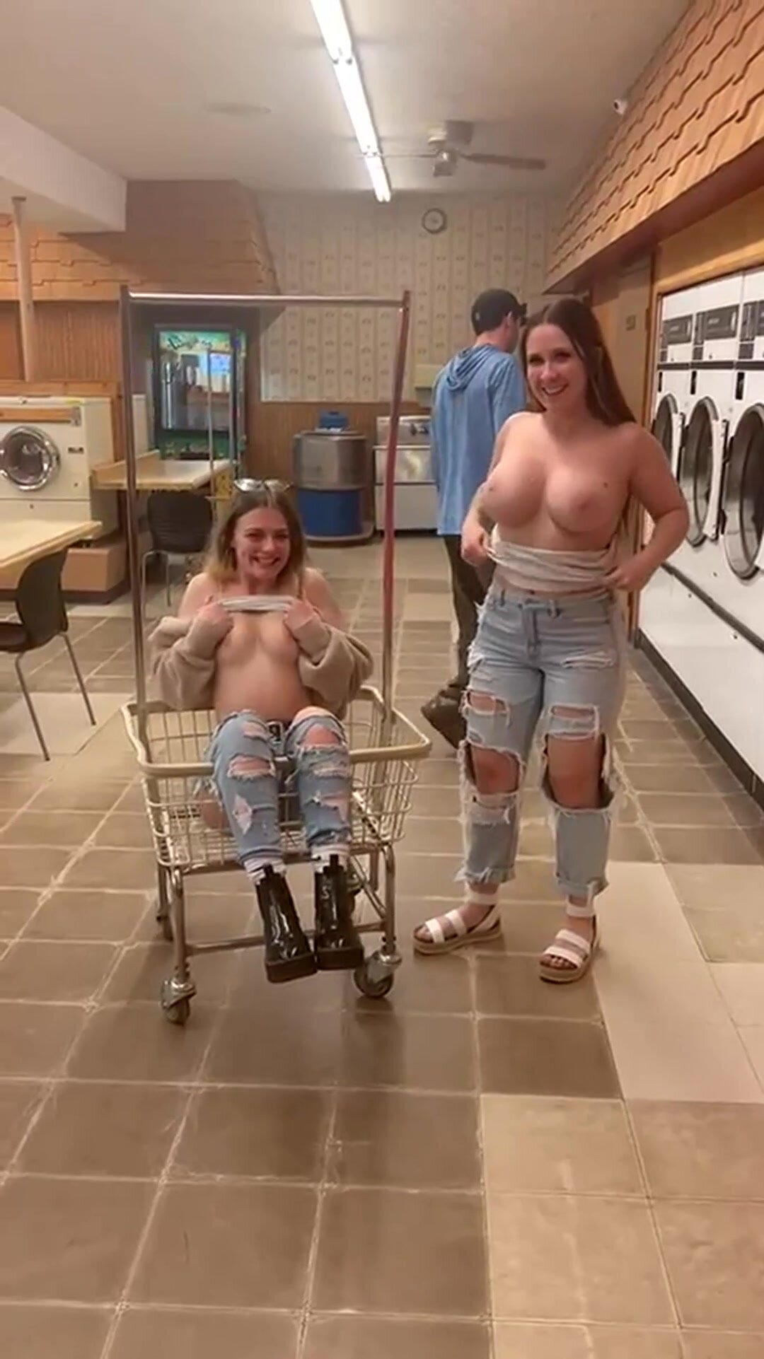 Laundry day flash (;