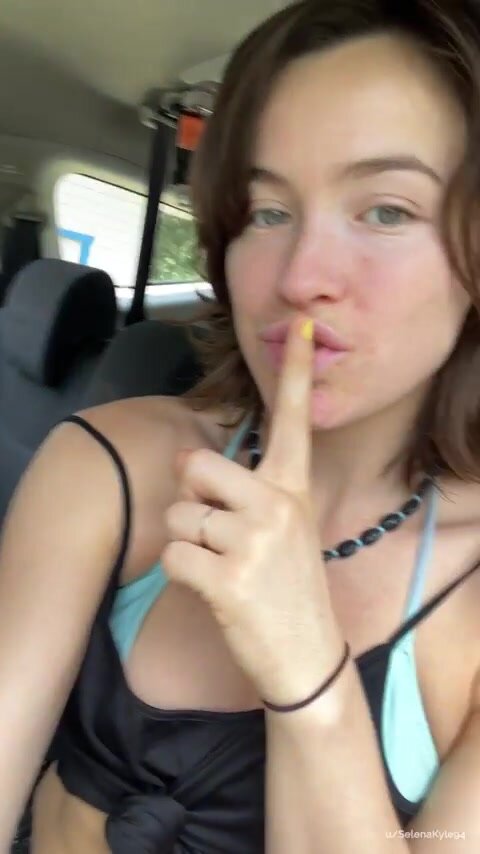 Flashing at the Back of the Uber, I think the Driver didn't Notice