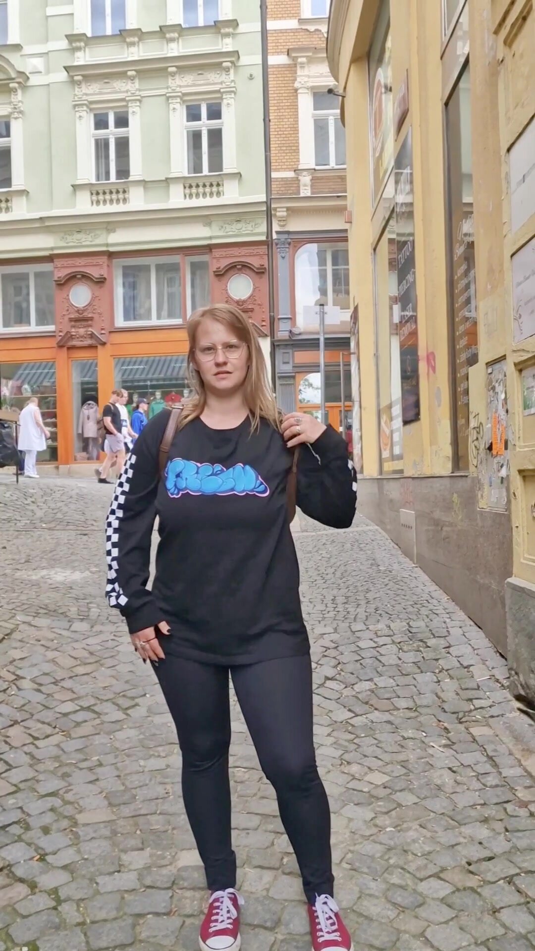 It was very crowded there. I told the "cameraman", "as if someone suddenly appeared - blink your eyelids quickly". Heh