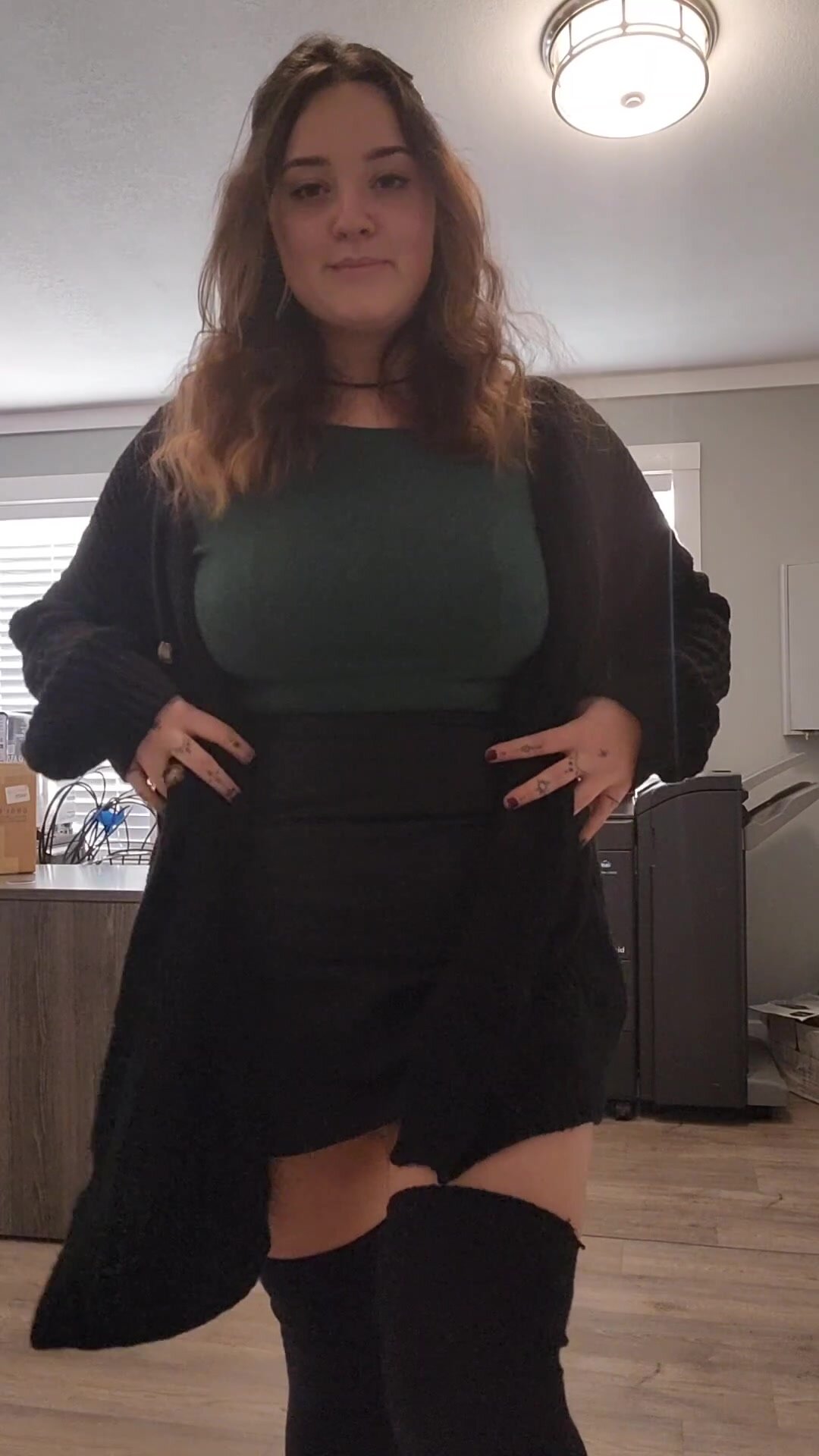 Anyone else like when their coworkers wear lil skirts and thigh highs?