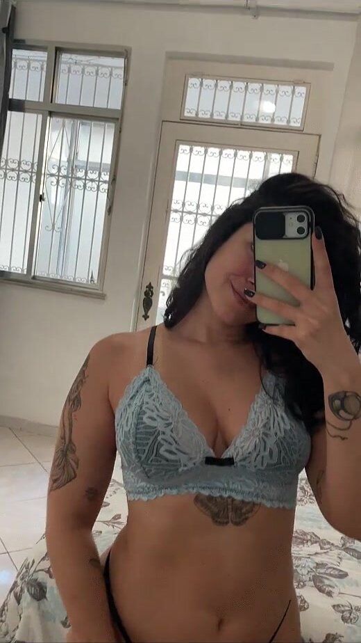 Latinas never get tired even if we do all day