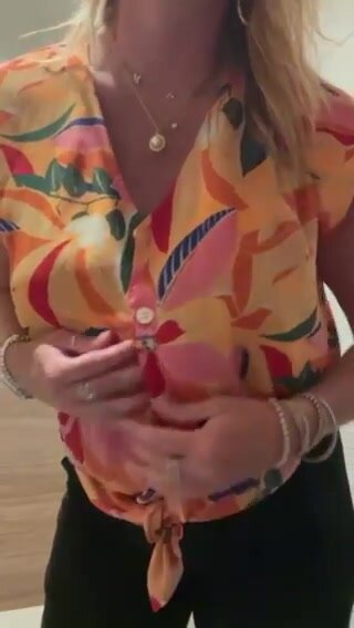 I don't know why I always get horny in the wrong places like work 41