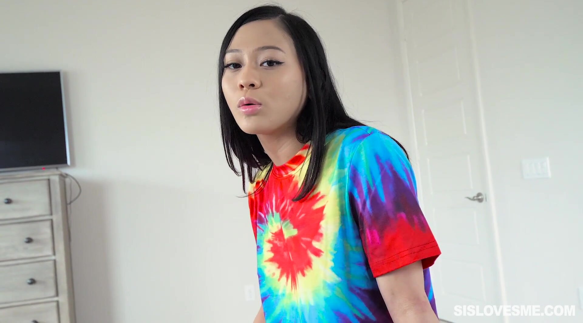 Moist Stepsister Jasmine Grey