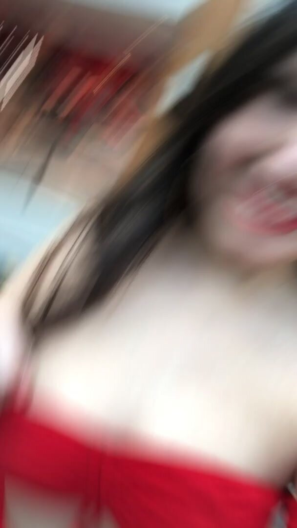 Let's have some fun shopping at the mall