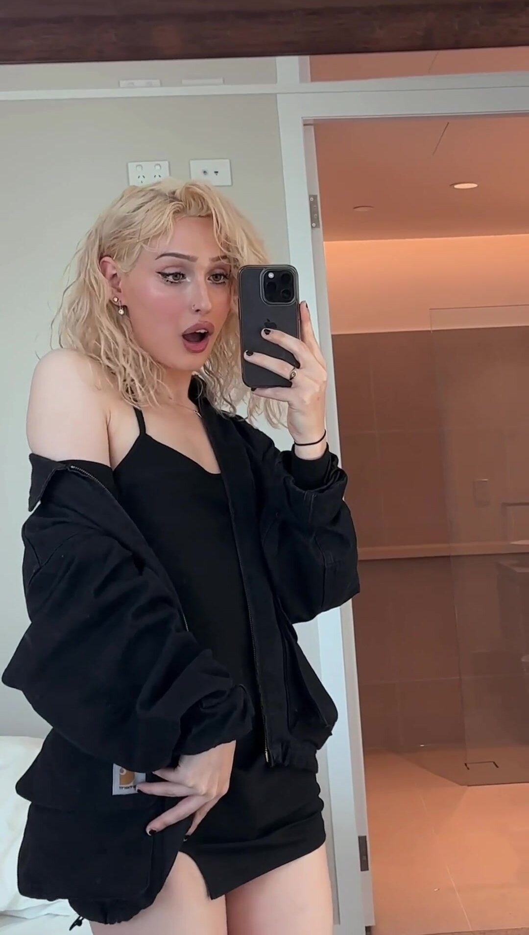 If I sent this to you are you jerking off?