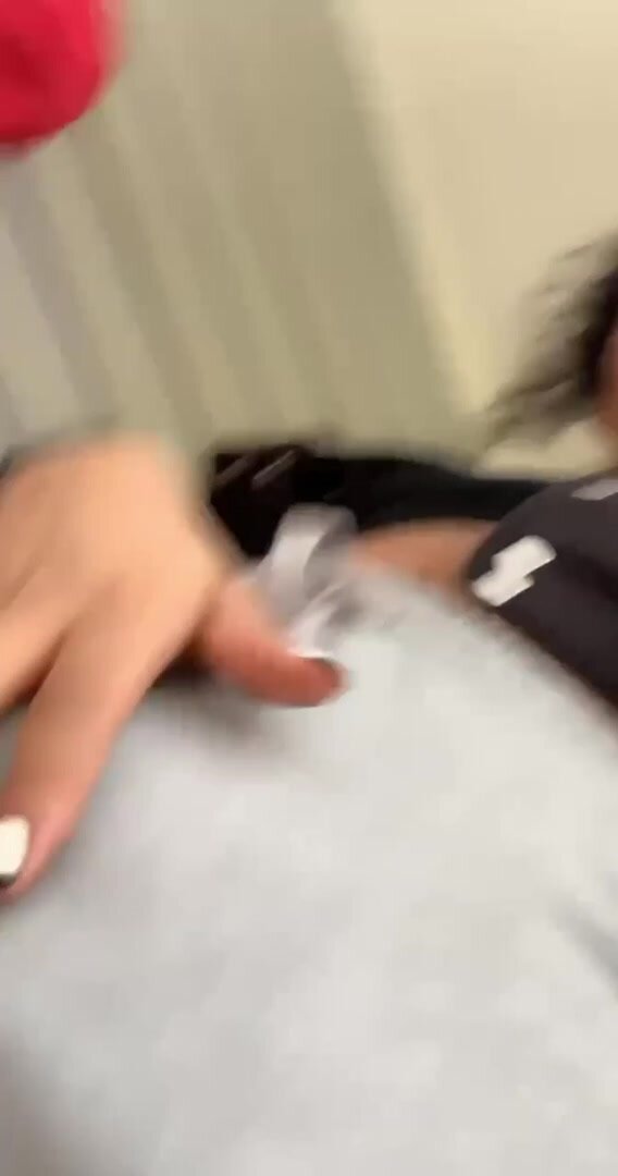 It's so hard to hide her :3