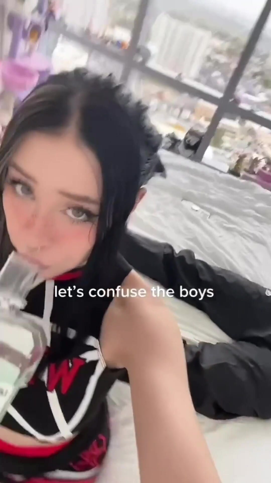 this got 16.3 million views on tiktok so I thought I’d clear up the confusion… wait till the end (;