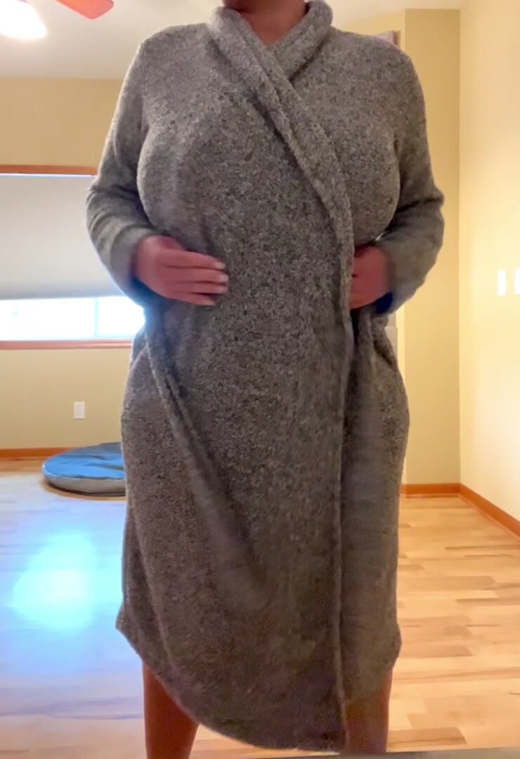 Well hello there. Tits for Tuesday?