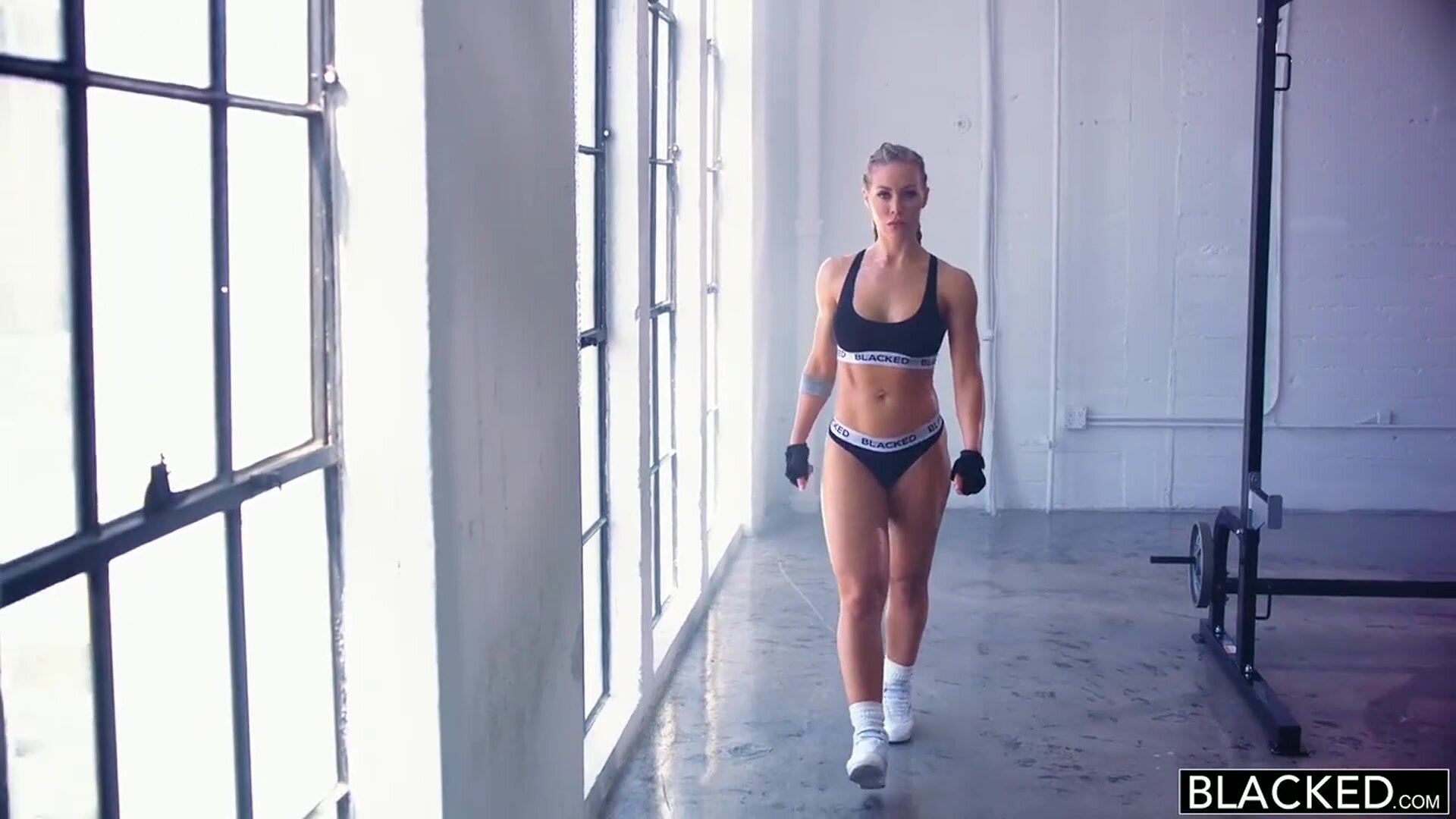 Nicole Aniston showing off her fit PAWG body.