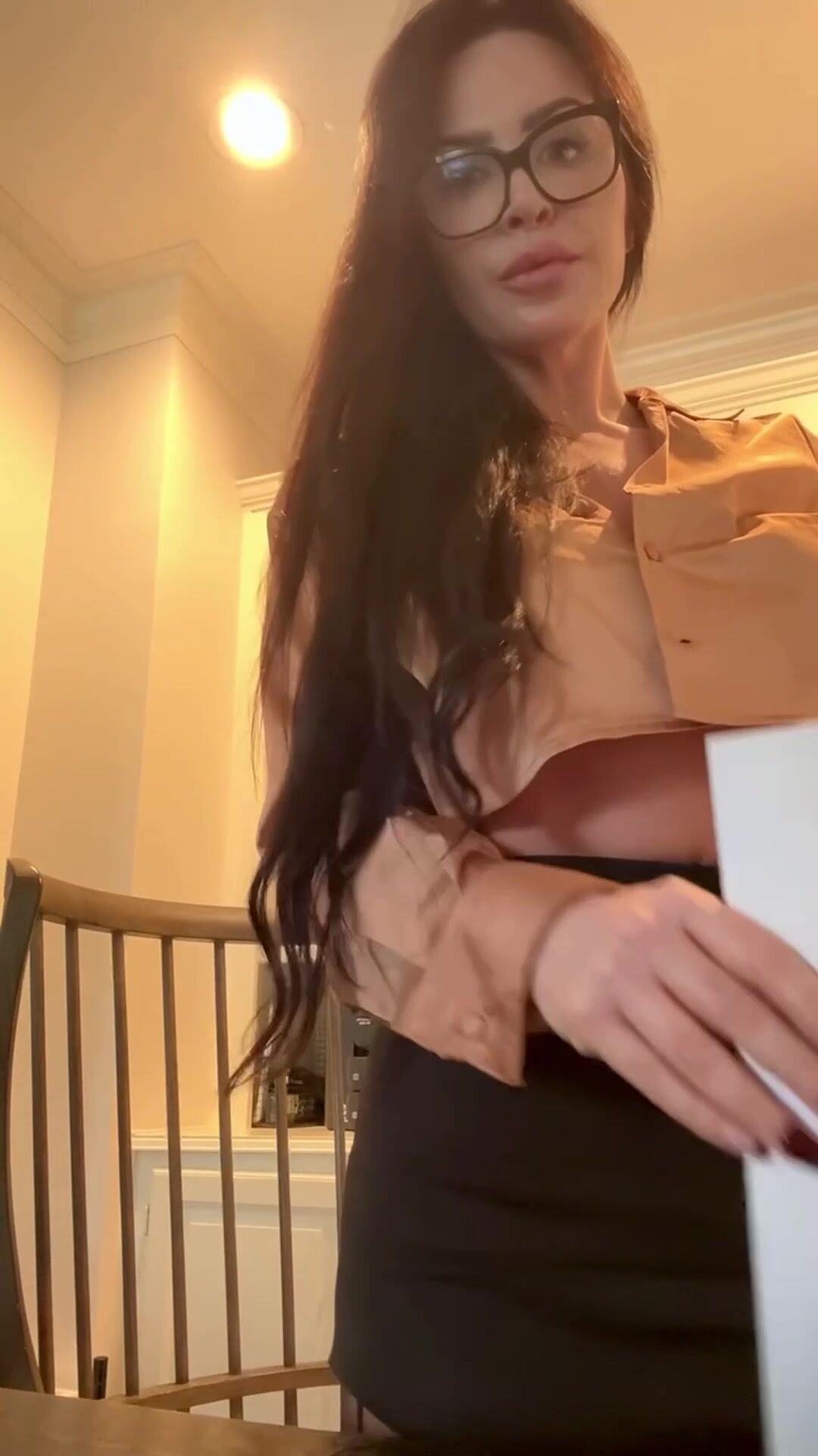 it's said that a little flashing enhances your focus at work... 41F