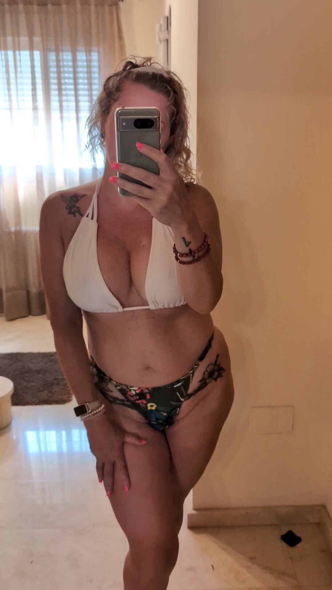 Just a 50yo milf but still fuckable