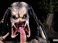 Female Predator hunted soldier's dick