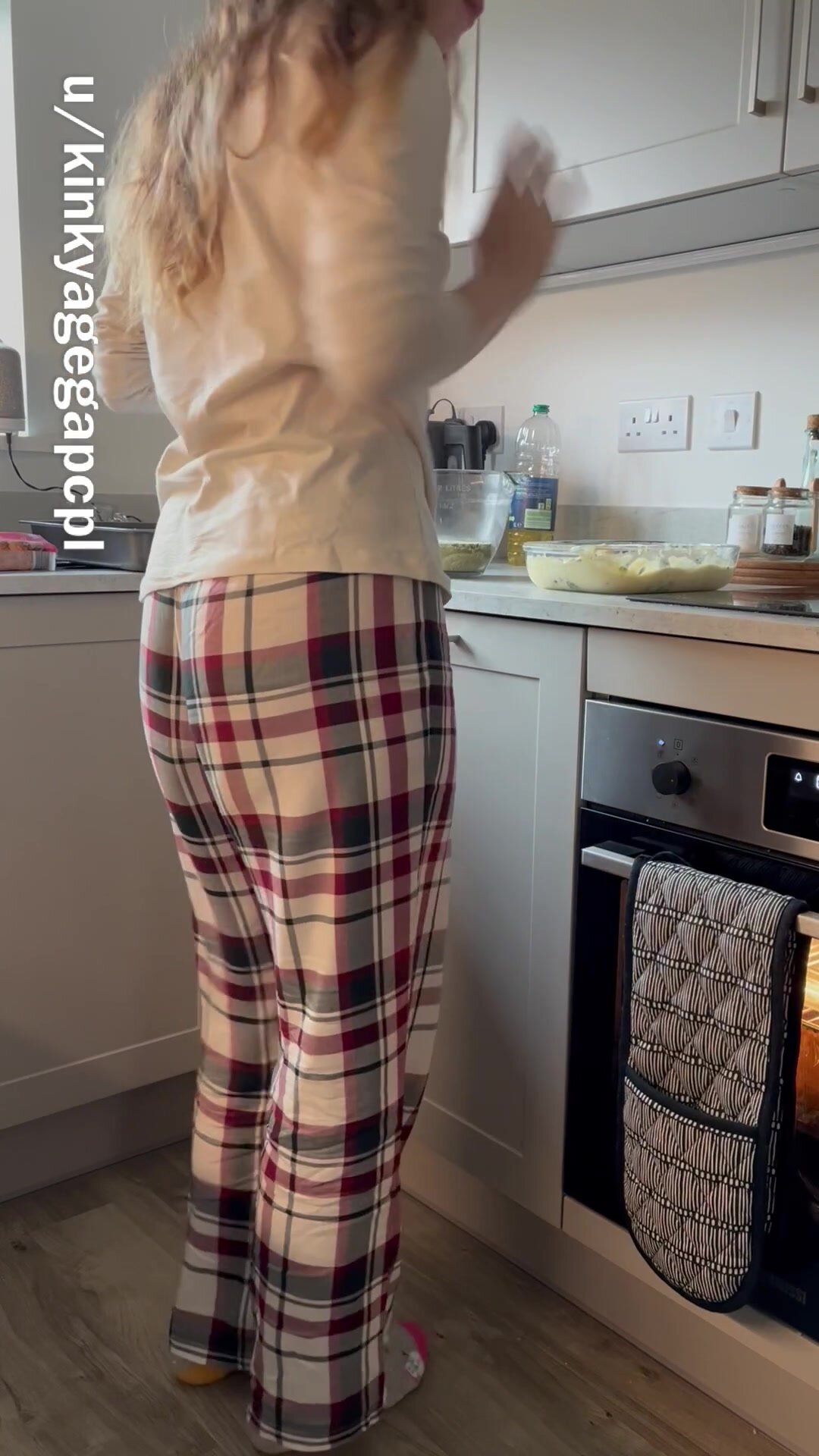 I cook the dinner but he does the stuffing