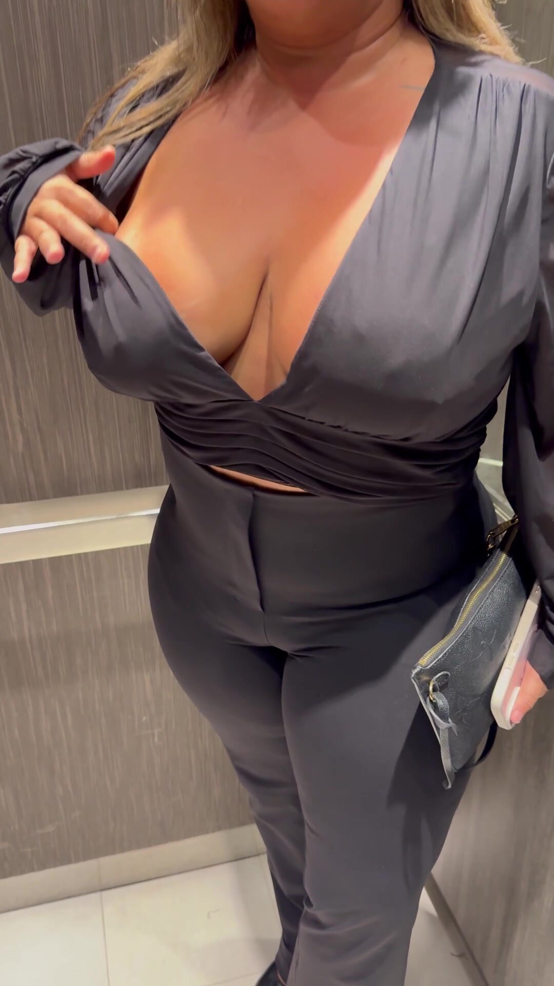 On my way to fuck hubby’s friend.  Shhh.. Hubby doesn’t know