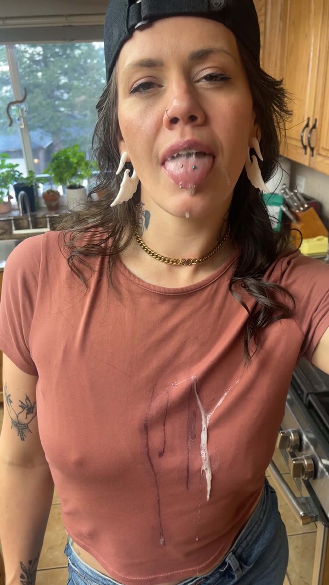 Ahegao always looks better with cum