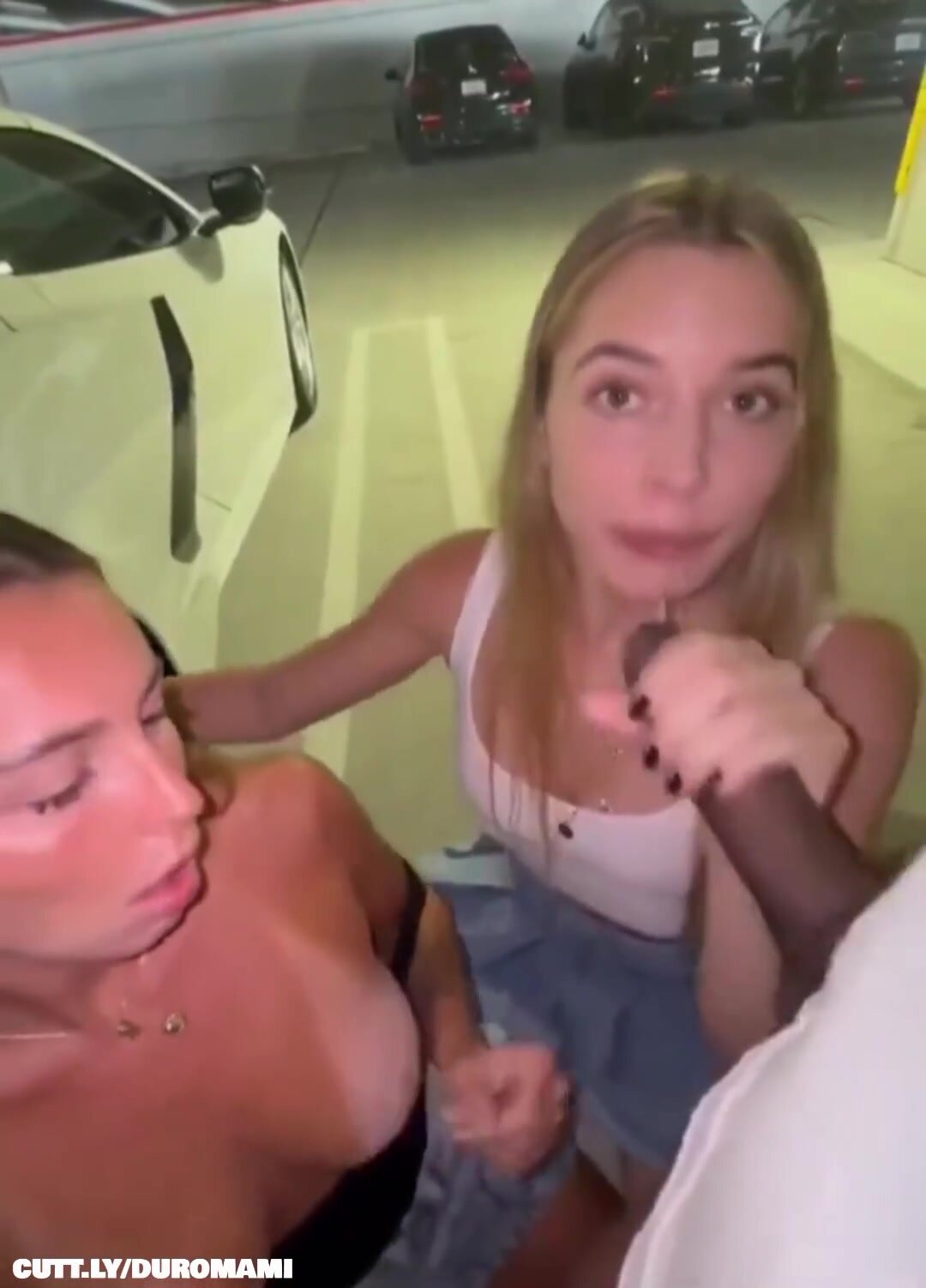 I love seeing white girls teach other girls to worship BBC!