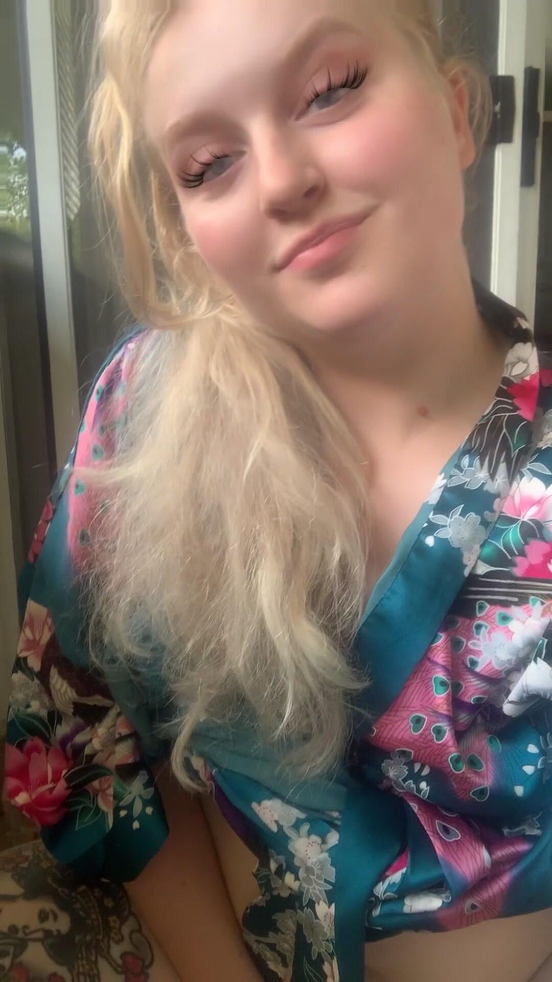 What if I pissed on the balcony in front of ur friends