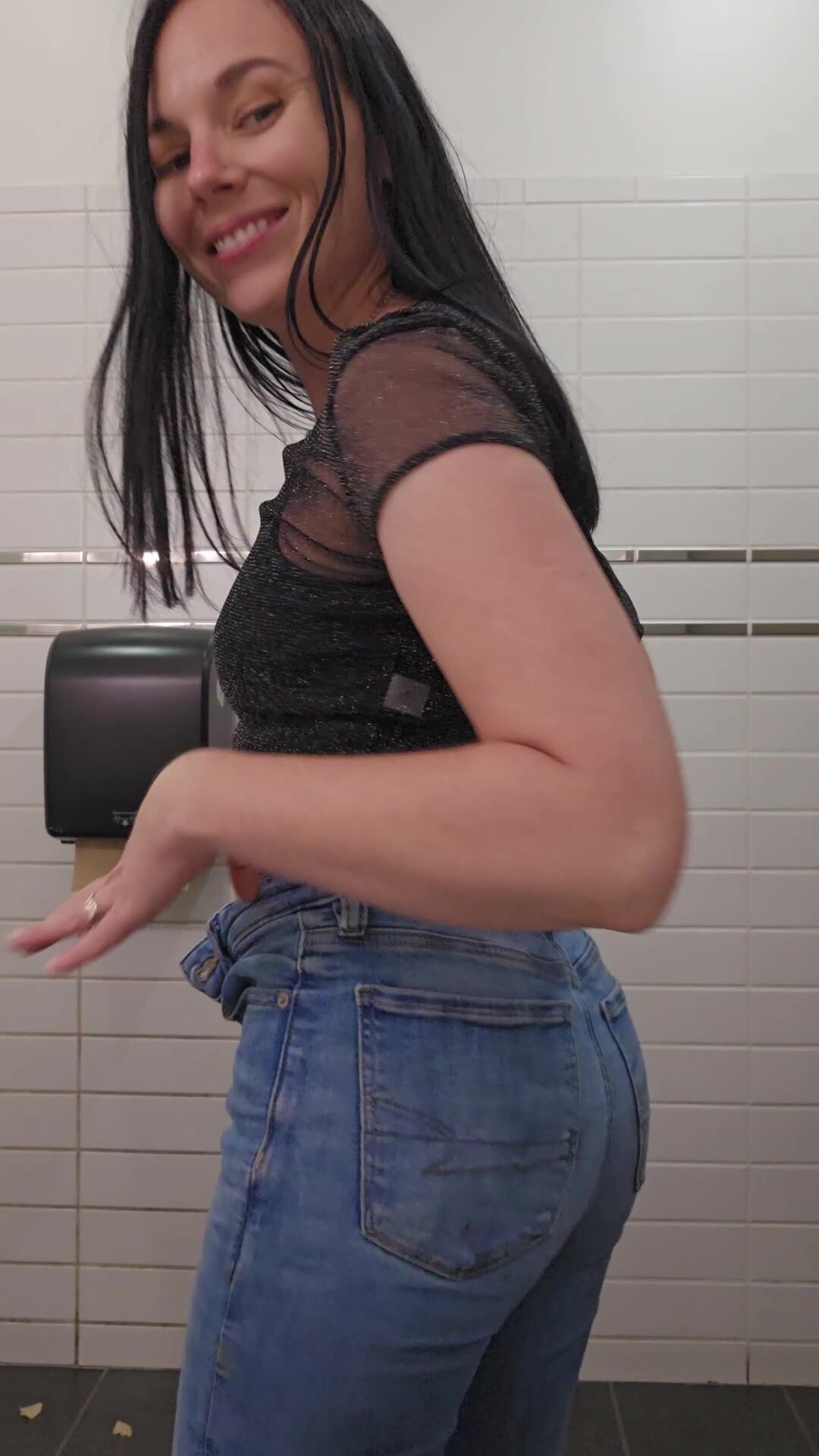 I spend the workday taking nudes in the bathroom