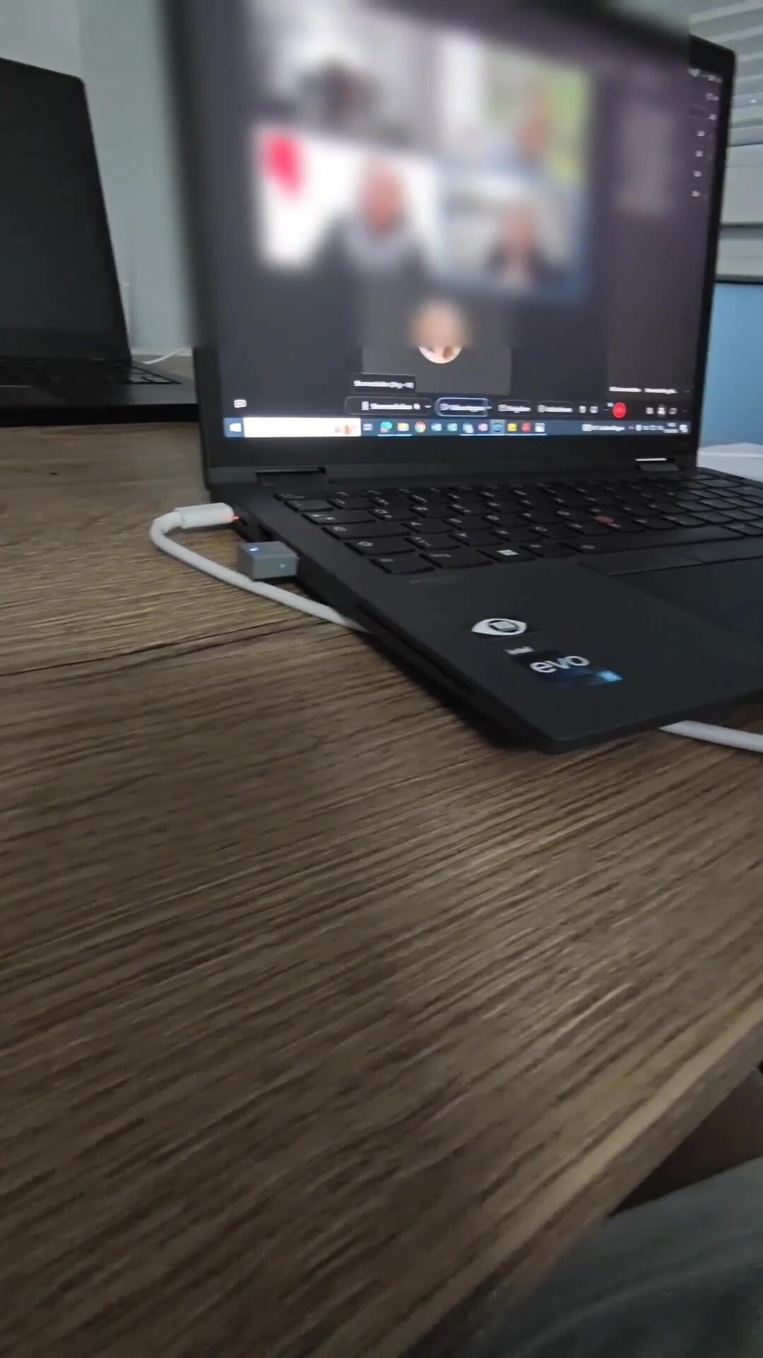 Reducing his stress during the meeting