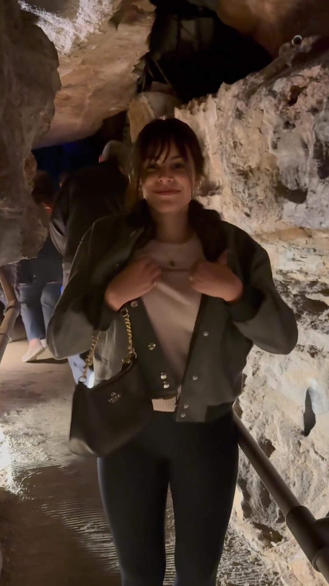Flashing with the tour group