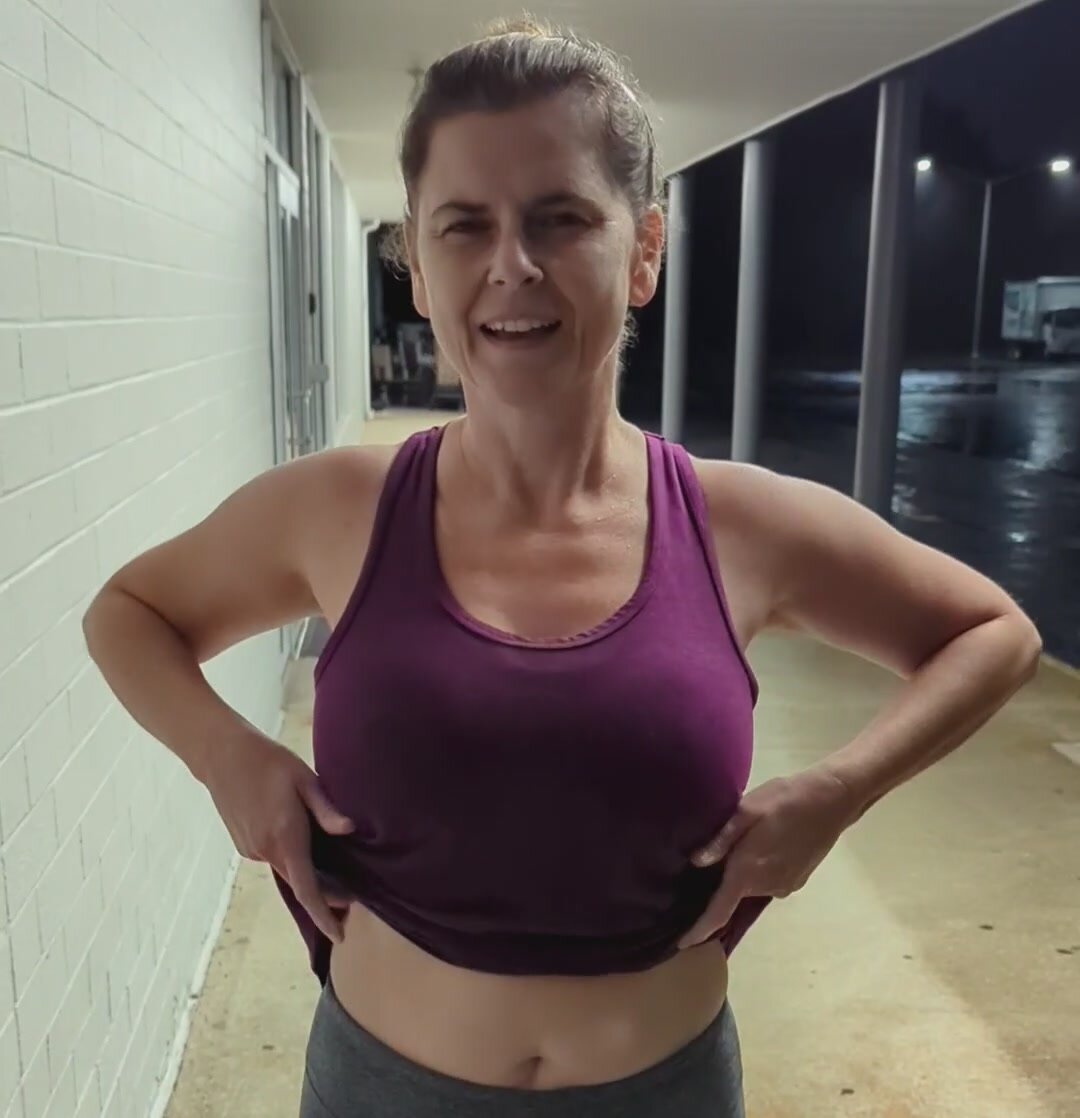 Fine, I'll show you my tits before we go into the gym ;)