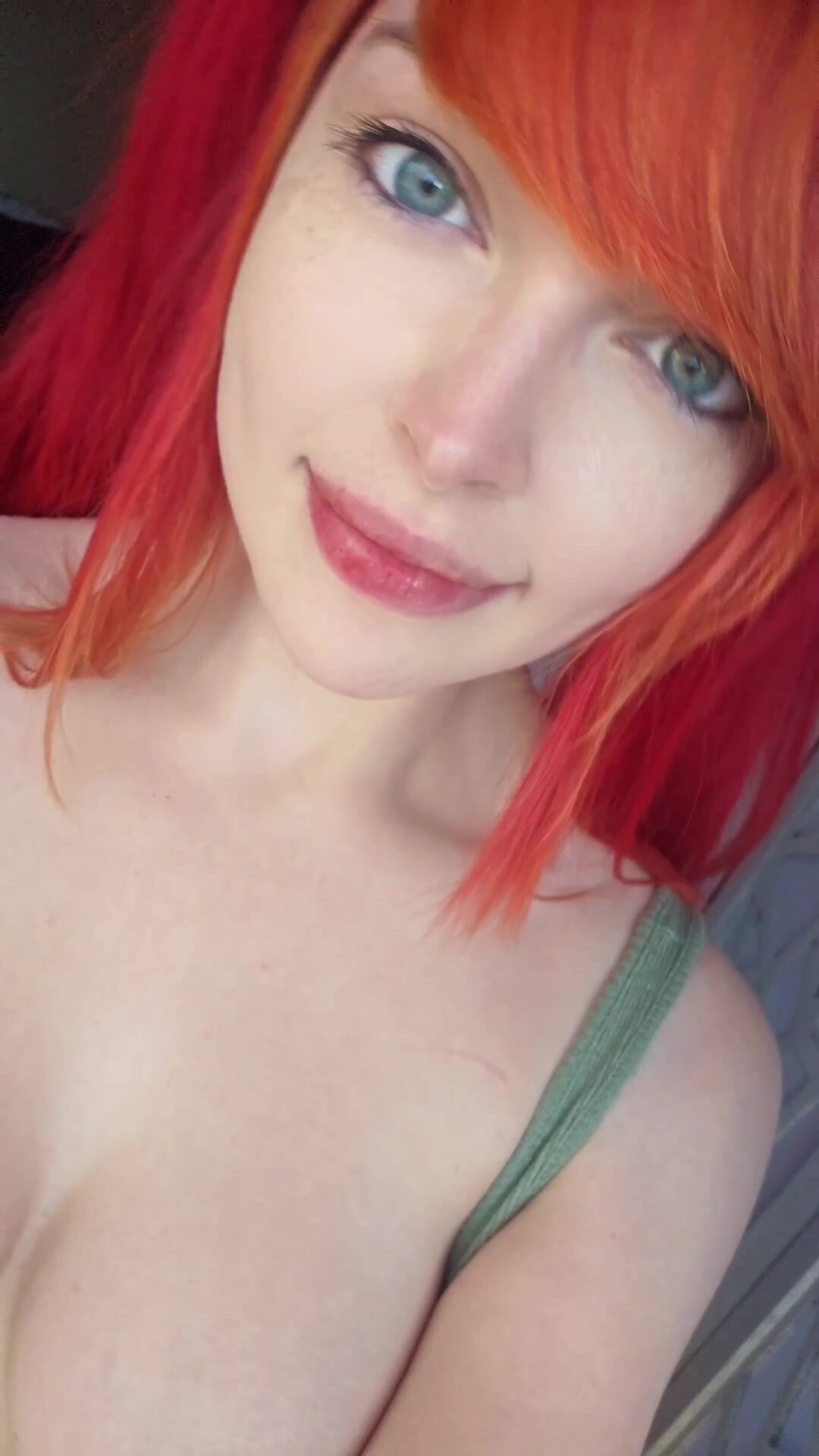 Your peach scented gf!