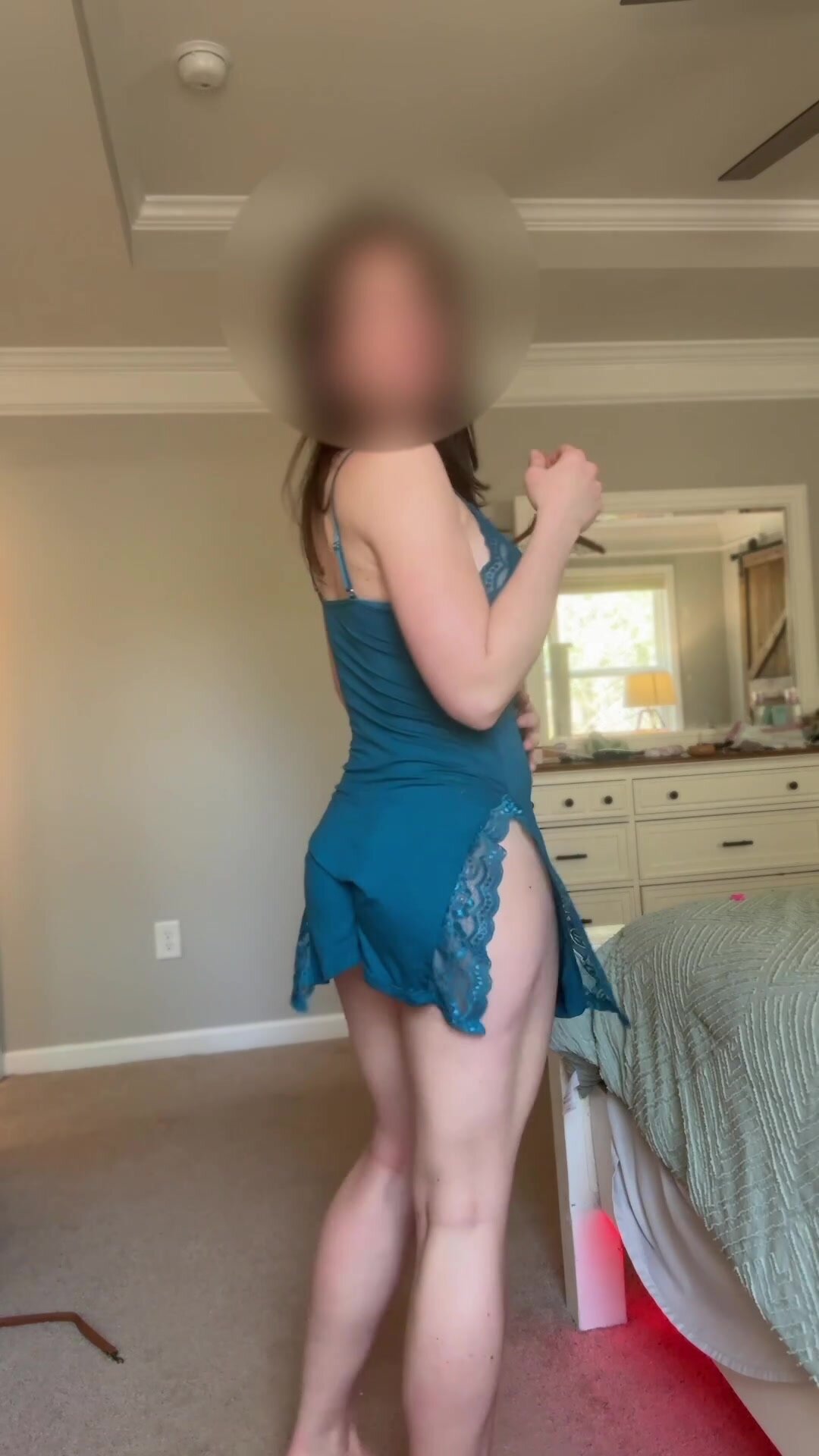 Feeling extra milfie in this little nightgown