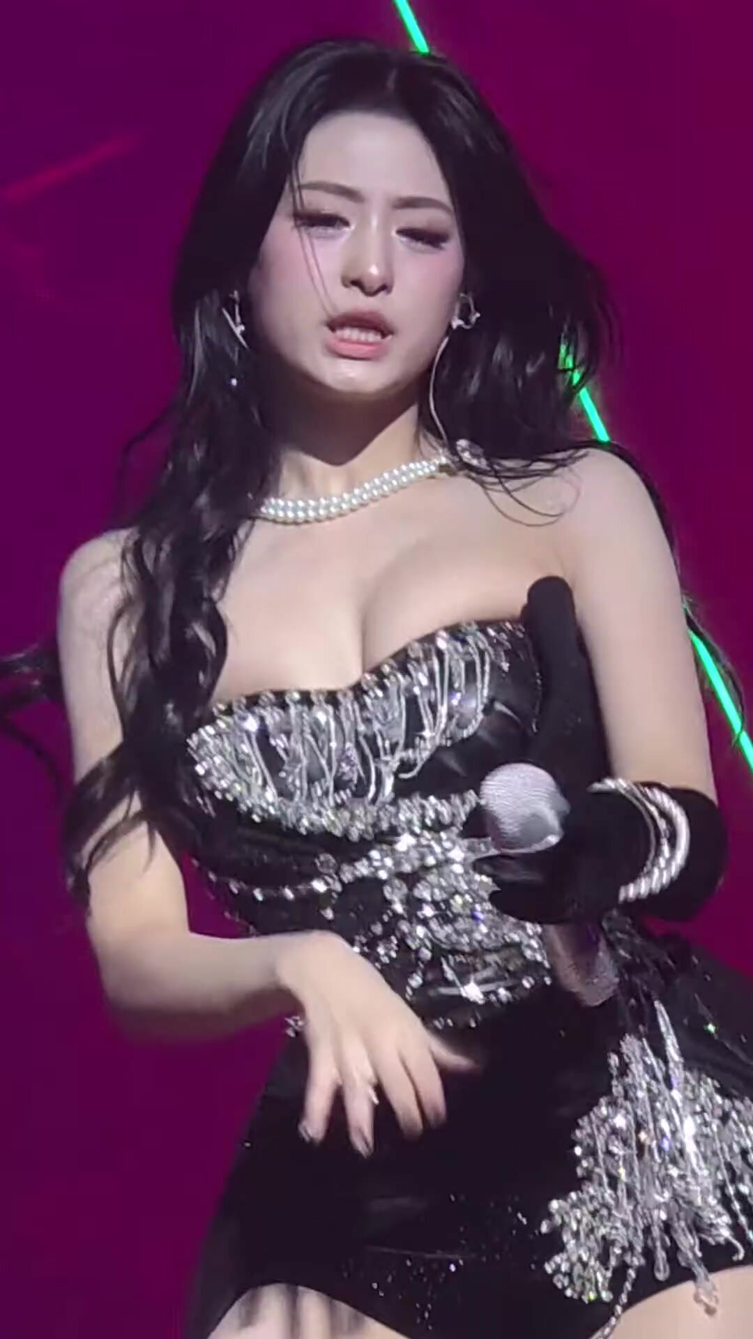 Ahyeon - BABYMONSTER