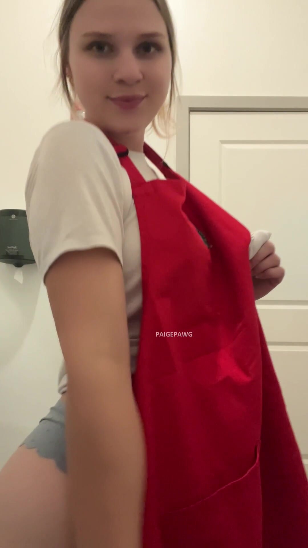 This ass knows how to clap