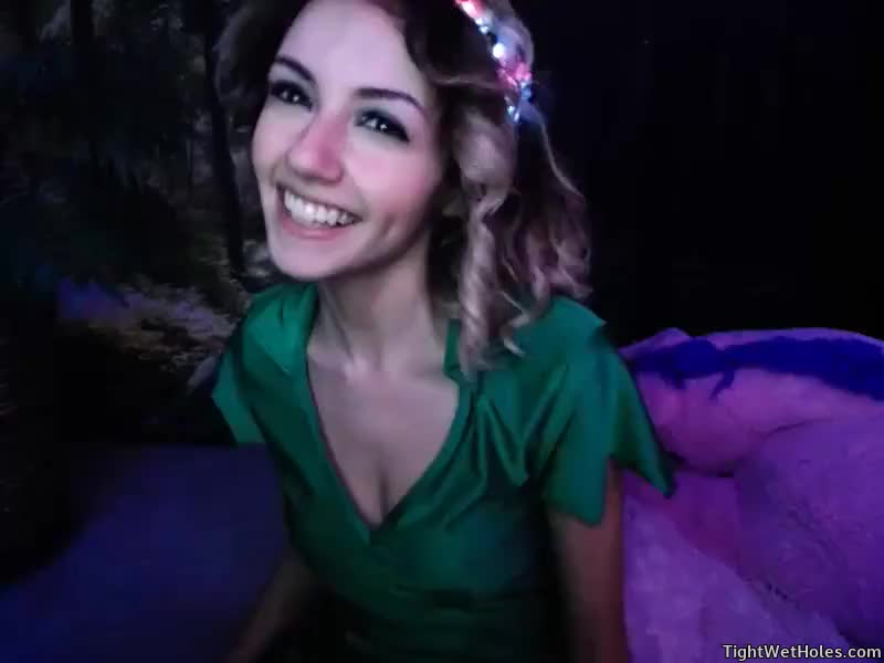 Pretty Peter Pan Titty Flash