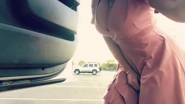 Rahyndee James PHAT ASS Twerkin at the Parking Lot