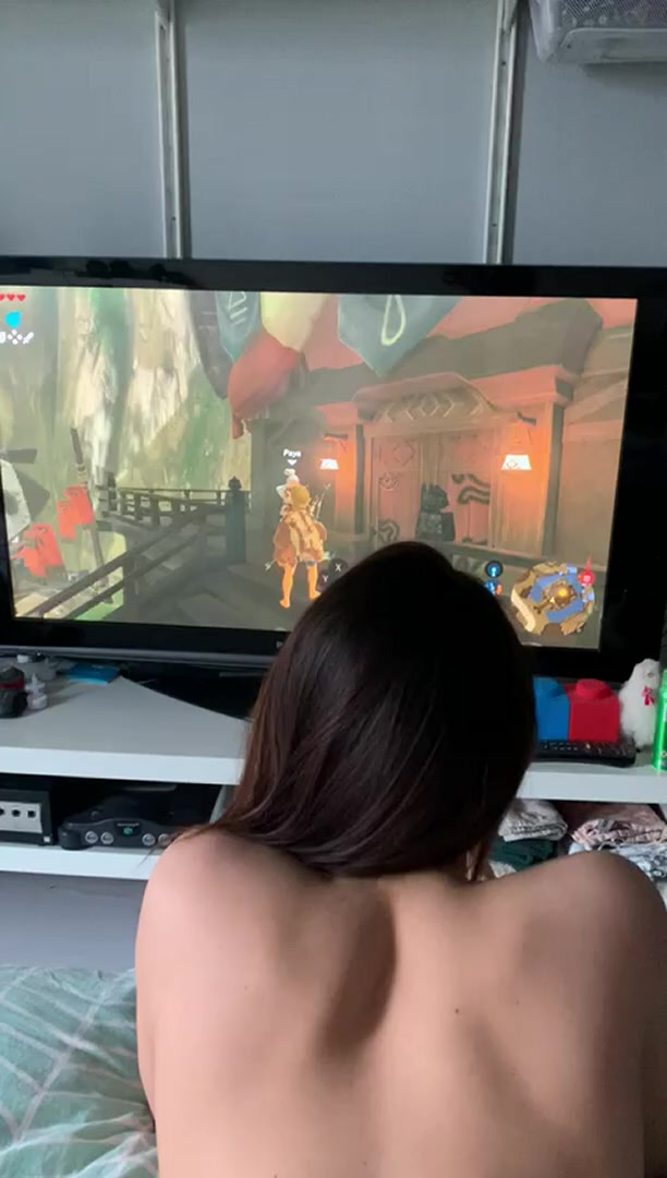 Will you squeeze my ass while I play Zelda?