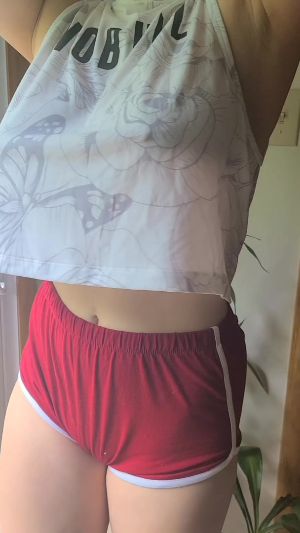 my friends always say "your boobs aren't even that big" little do they know what's under my shirt 18f