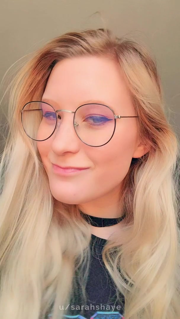 Does my 5'1 frame seem like girlfriend material?