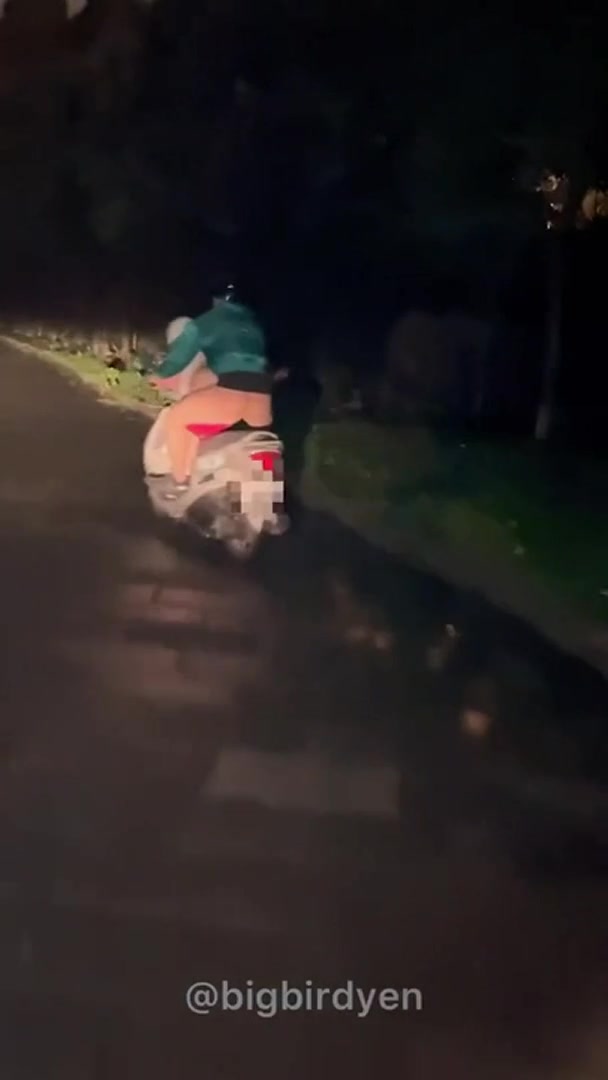 A Breezy Bike Ride at Night in Taiwan