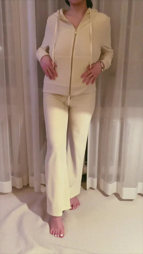 Busty Reveal
