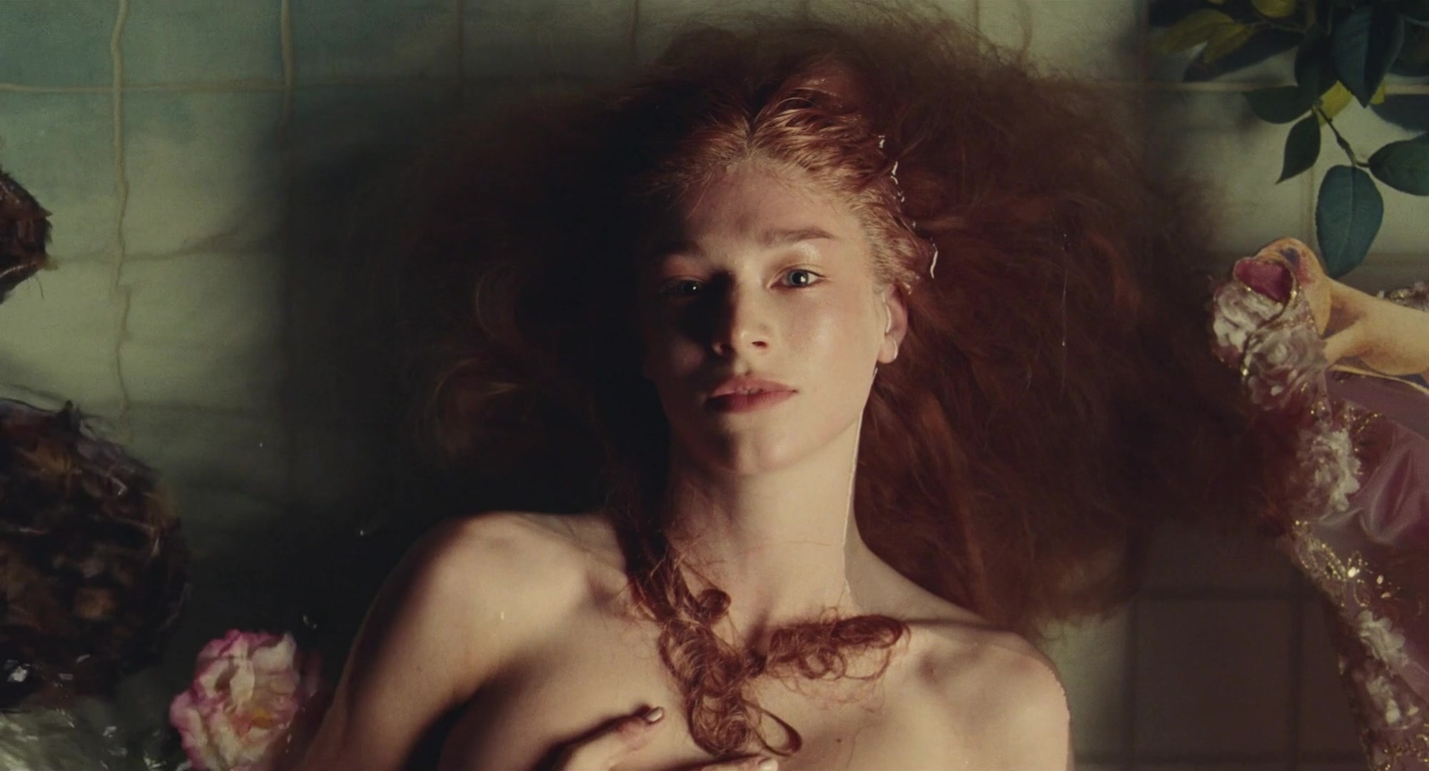 Hunter Schaefer- Euphoria