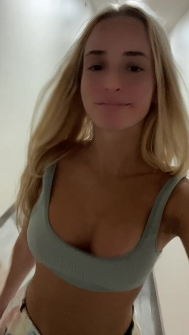 giving out boners tonight :P