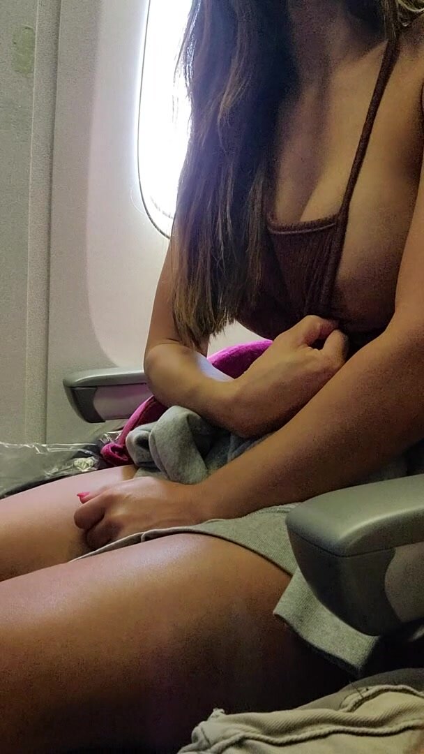 Ready go on vacation! So excited my nipple popped out to say hello