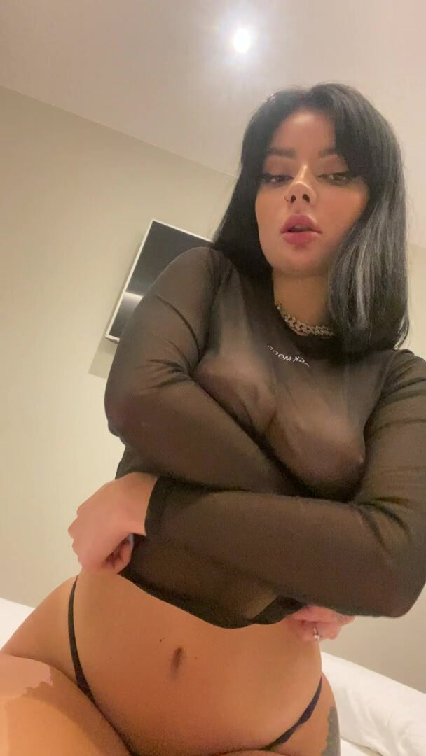 do I meet ur goth slut standart?