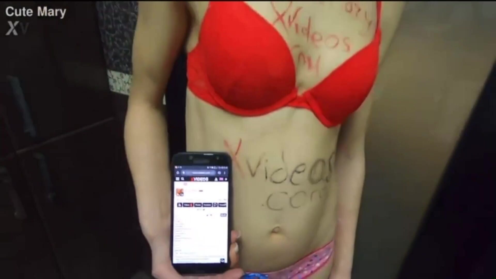 Cute Mary ribs cock on her pussy outdoors until he cums in her panties