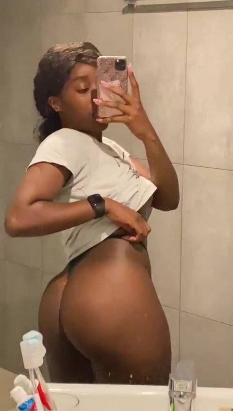 I asked the mirror who has the best ass in town ;)