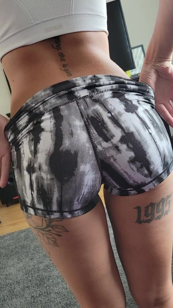 Cum spread my lips Daddy