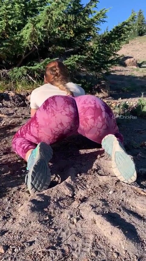 Yoga pants out in the wild